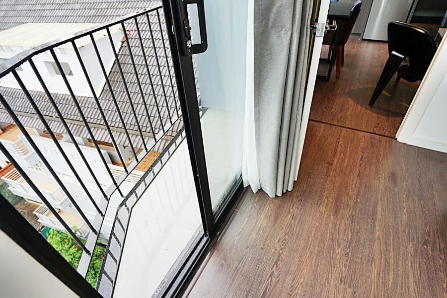 Hanoi Home 3 - Luxury Apartment In Tay Ho Street Exterior photo